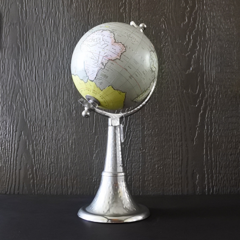 NWT Three Hands World Tabletop Globe Desk Shelf Decor